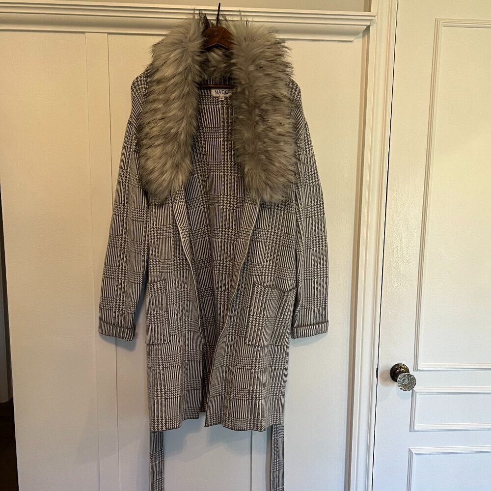 NEVER WORN - Nado Size Medium Cardigan with Faux Fur - Picture 4 of 12
